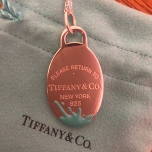 Return To Tiffany Pendant and chain